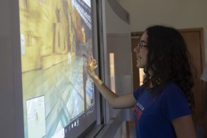 Ensino híbrido: entenda o que é e conheça as vantagens e desvantagens