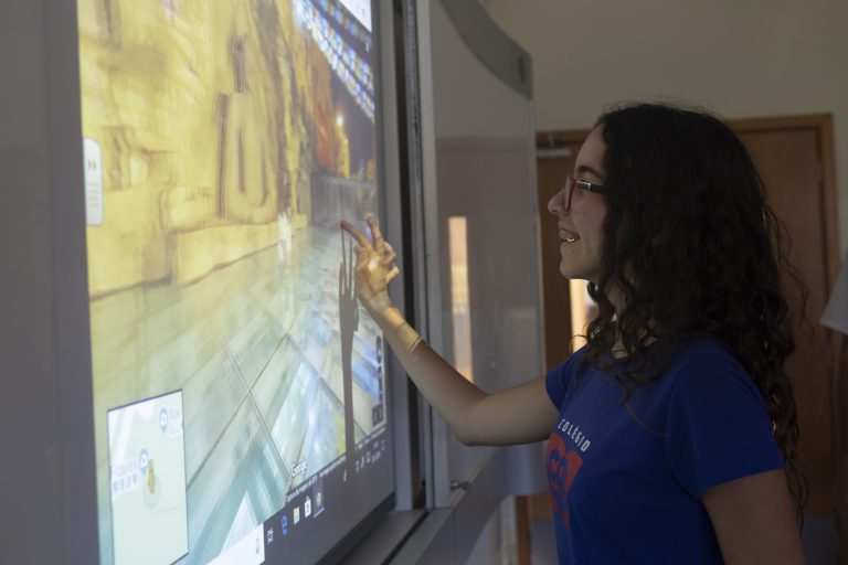 Ensino híbrido: entenda o que é e conheça as vantagens e desvantagens