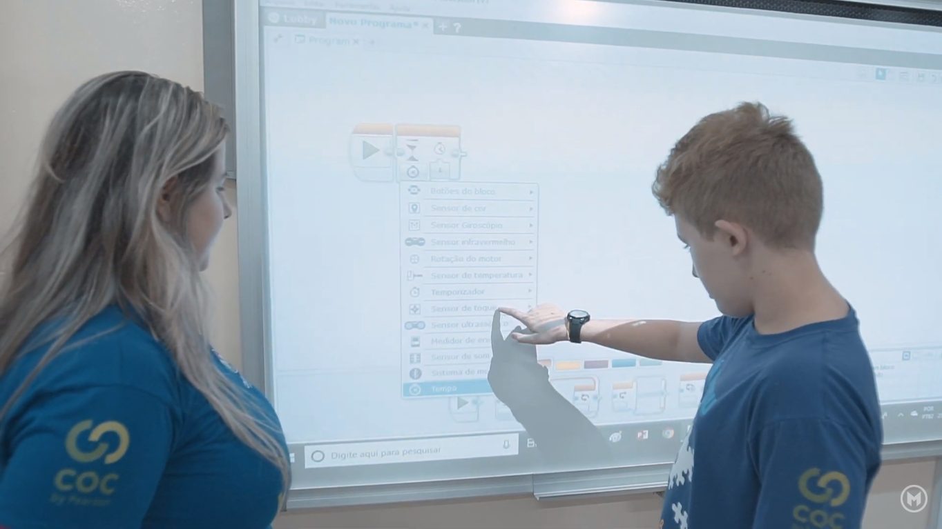 Lousa Digital no Colégio Moraes
