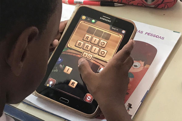 foto-ensino-hibrido-disruptivo