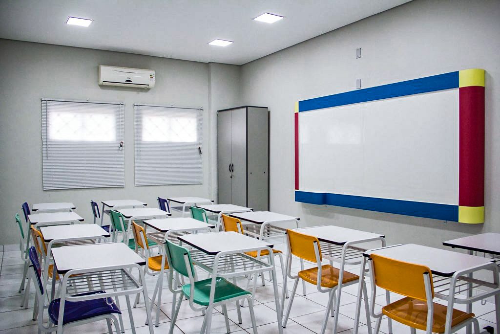 mmt_Lousa QuadriLine no Colégio Evangélico (Ribeirão Preto)