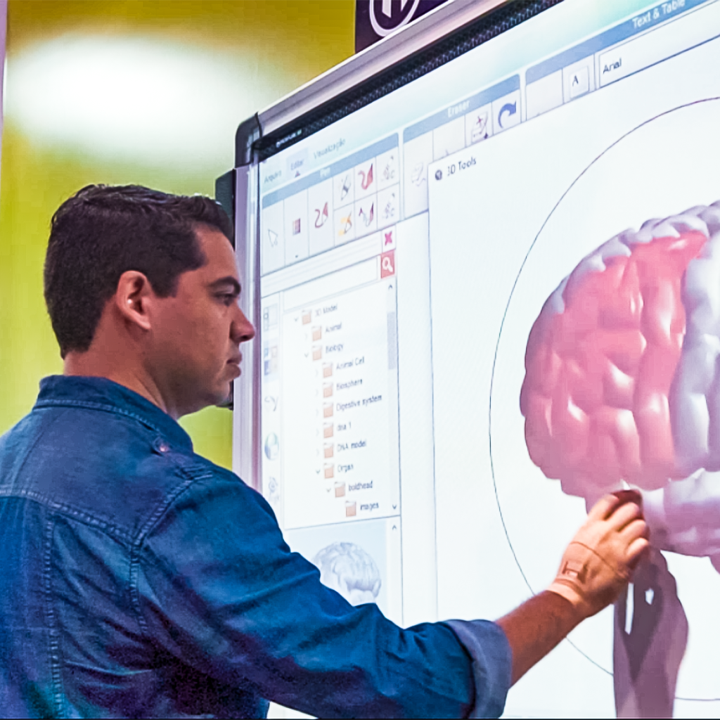 movplan-tecnologias-educacionais-lousa-digital