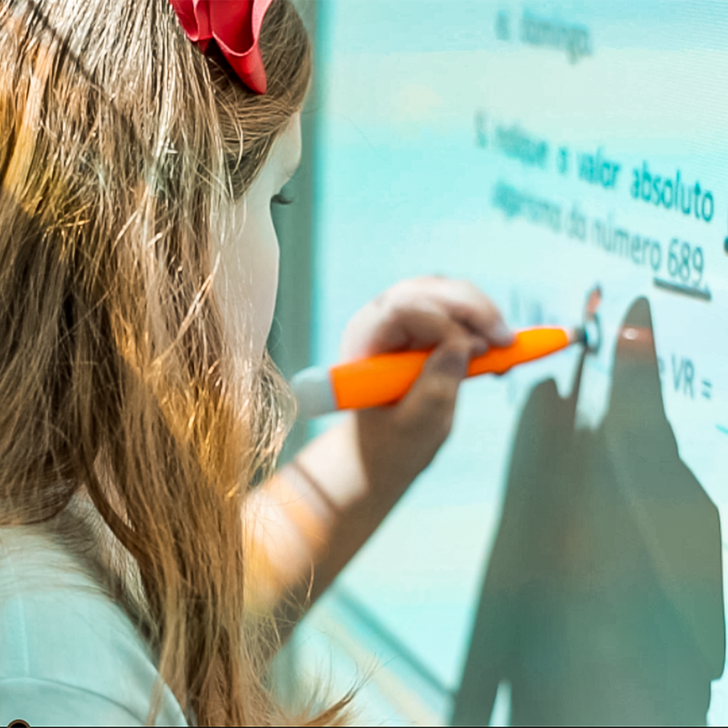 MOVPLAN_Tipos de lousa digital_Aluno