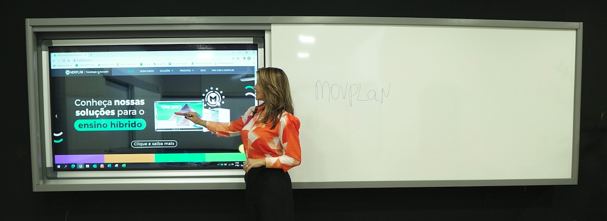 Lousa interativa que não requer projetor, integrada a superfície analógica