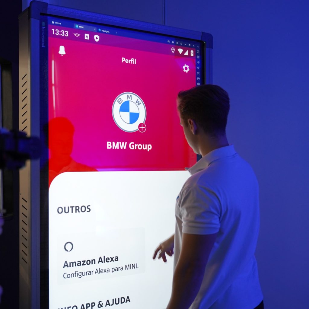 Televisão touch scream