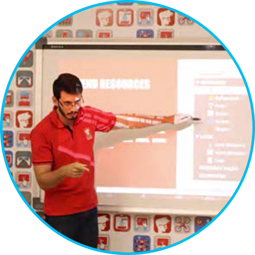 foto-lousa-digital-movplan-touchpro